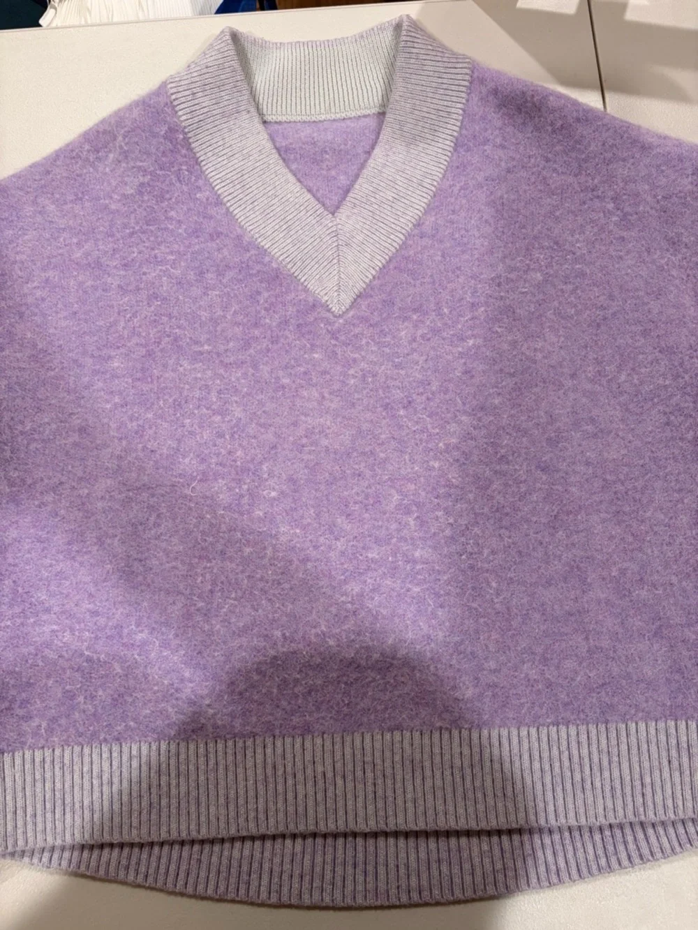 Lululemon Sweater Womens Small Purple Alpaca Merino Wool V Neck Stretch Pullover